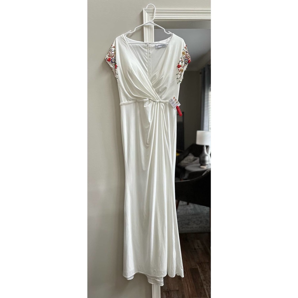 Mac Duggal Embelished Sleeve Jersey Wrap Gown White Size 10 - Picture 4 of 9